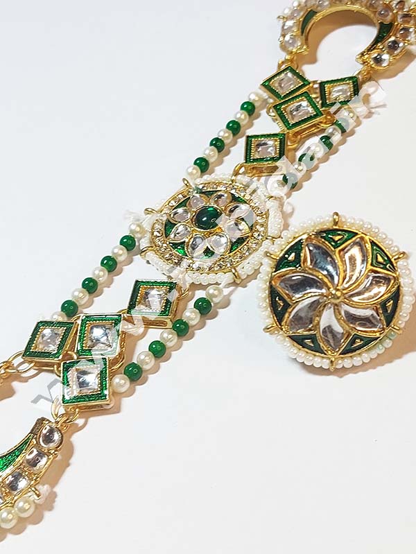 Mathapatti Sheeshful White Maang Tika and Kundan Work for Women - Image 2