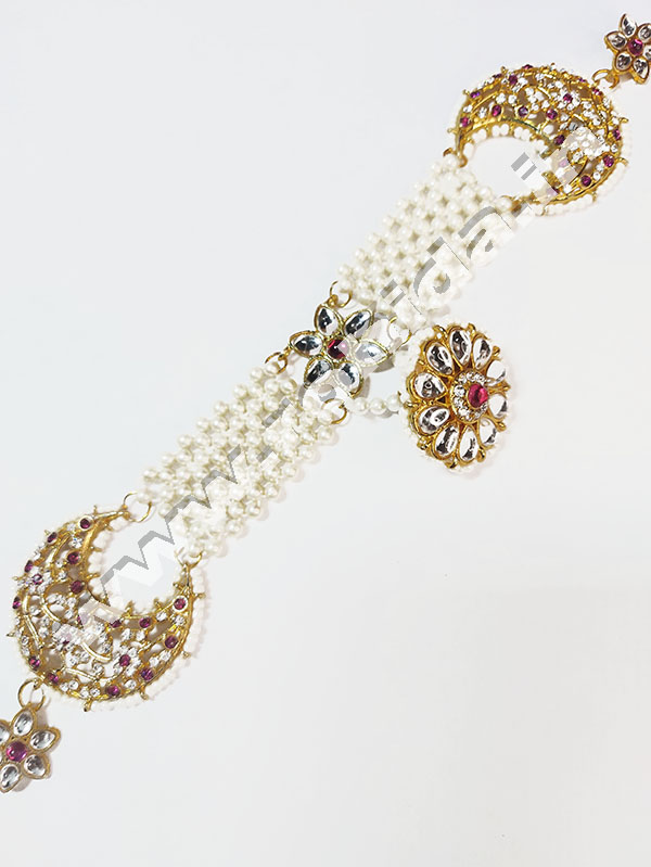 Mathapatti Sheeshful White Maang Tika and Kundan Work for Women