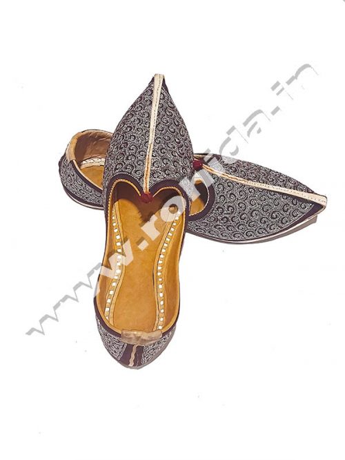 Rajasthani Bhinmal  Mojari/Jutti Zari Worak - Image 3
