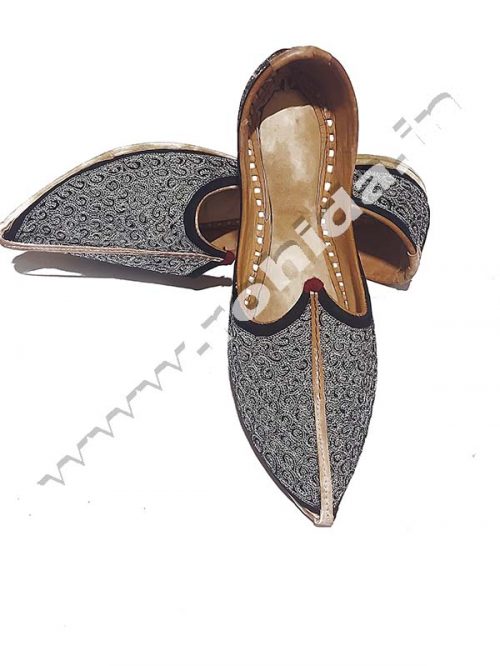 Rajasthani Bhinmal  Mojari/Jutti Zari Worak - Image 2