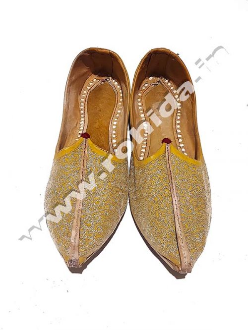 Rajasthani Bhinmal  Mojari/Jutti Zari Worak - Image 2