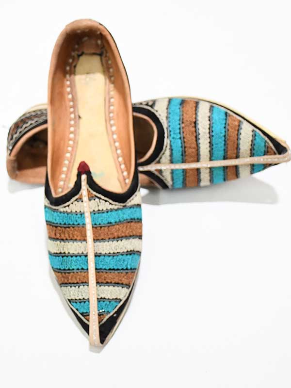 Rajasthani Bhinmal Mojari/Jutti - Image 2