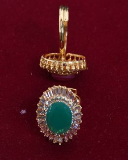RingsGold look  Jadai Hand setting