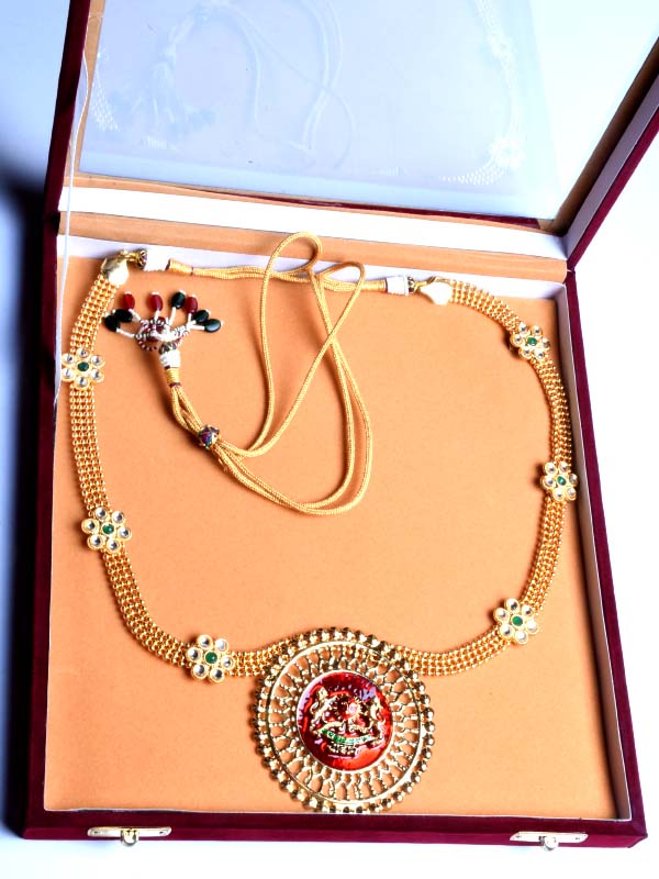 JADEJA GOLD PLATED DULHA KANTHA WITH SARPECH