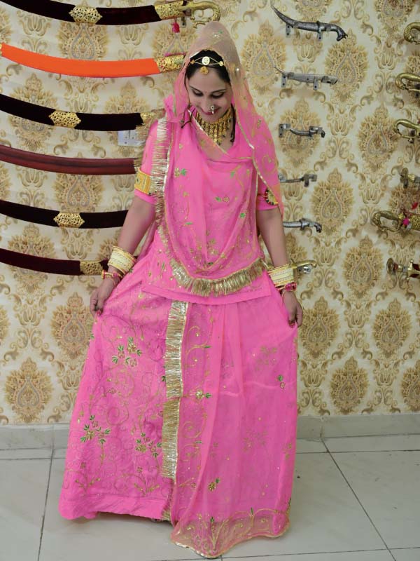 Pin by Nisha Shekhawat on Rajputi suit & posak | Rajasthani bride,  Rajasthani dress, Shower pics